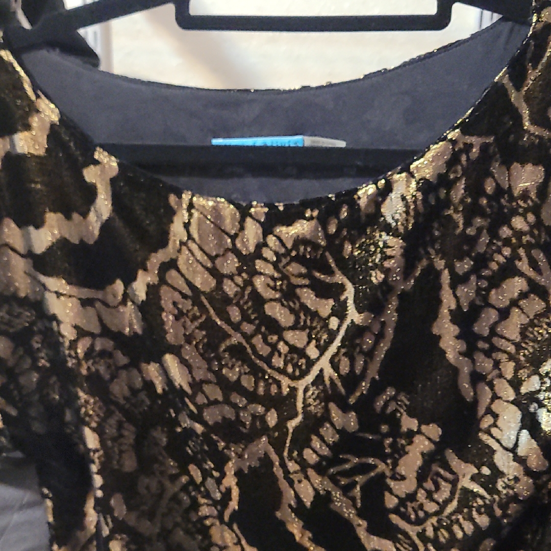 Alice + Olivia Black And Gold Blouse
